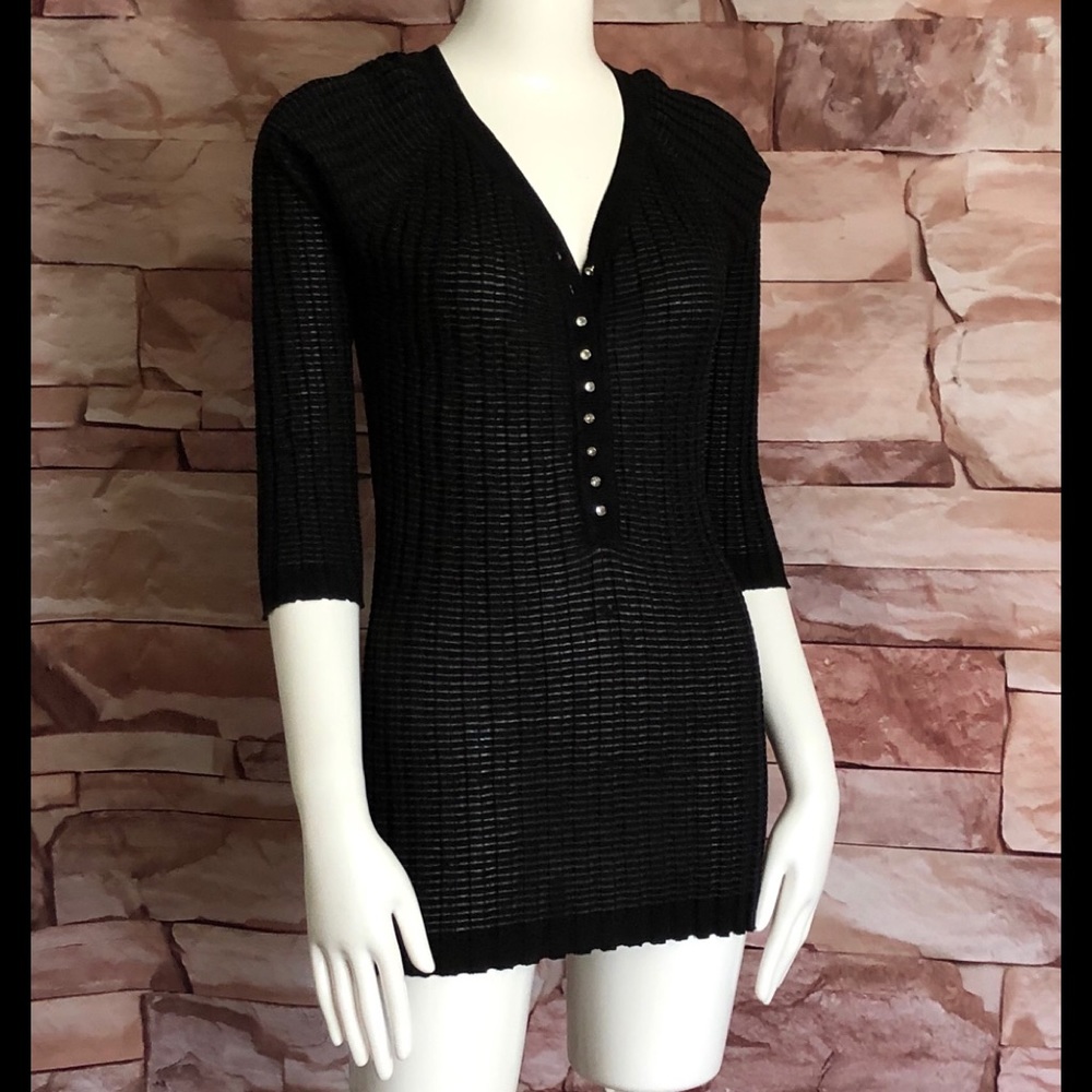 Express  woman stretchy top size M